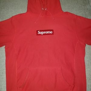 Supreme Hoodie